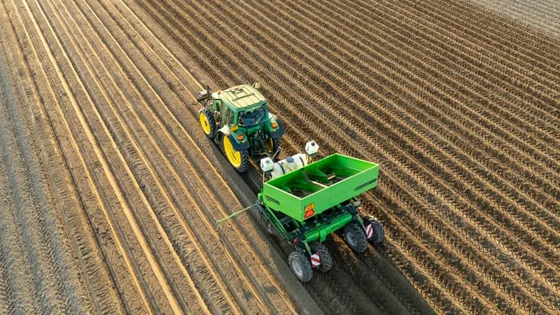 Navigating the Cyclical Trough: John Deere’s Q3 2026 Earnings Reveal Resilience in AgTech, Construction, and a Path Toward Recovery
