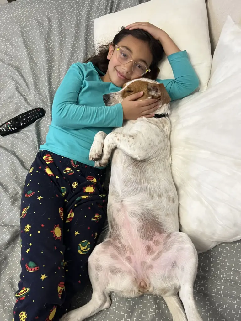 Junior Heroes of Animal Rescue: How Nine-Year-Old Skylar is Redefining Youth Volunteerism at Muddy Paws Rescue